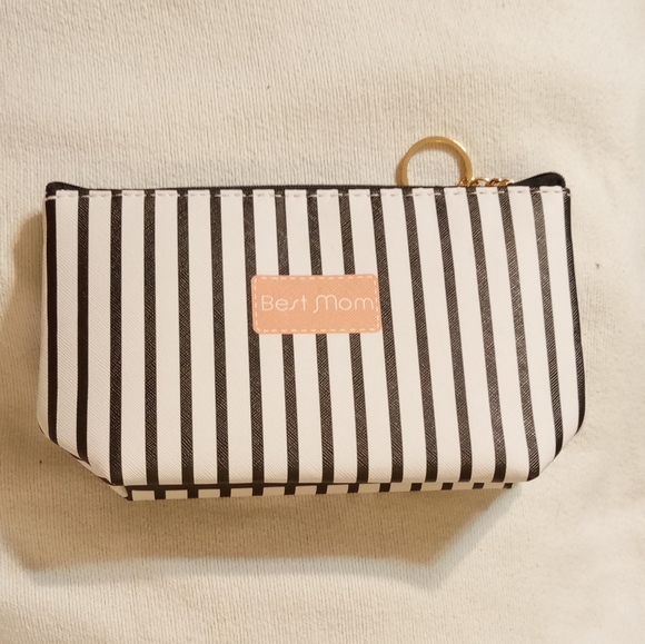 Silly Obsessions Cosmetic Bag & Clam Shell Vanity Mirror For Mom - Picture 12 of 15